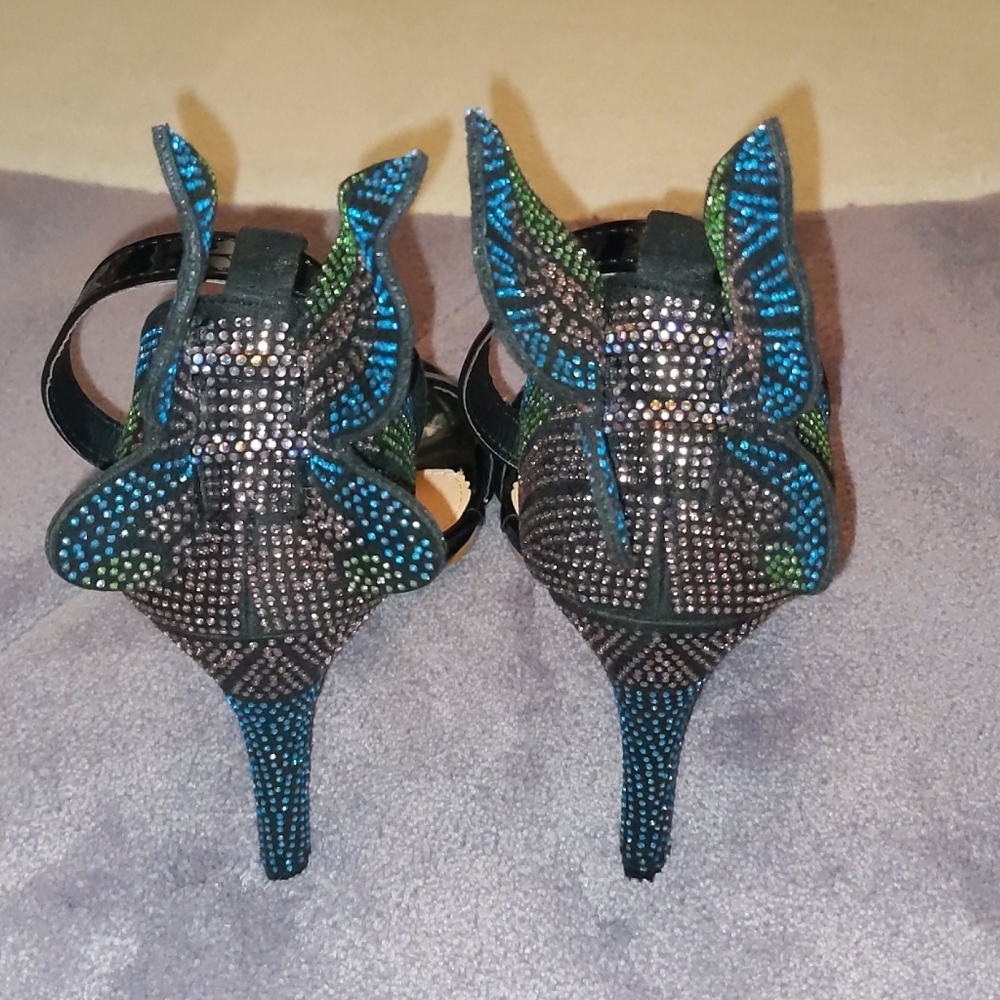 Butterfly Heels - Picture 4 of 6
